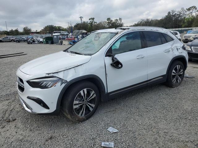  Salvage Mercedes-Benz GLA