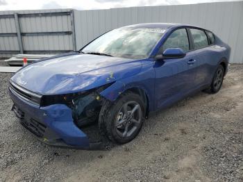  Salvage Kia K4 Lx