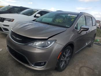  Salvage Chrysler Pacifica