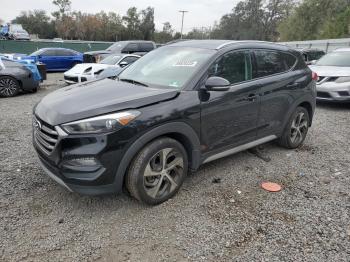  Salvage Hyundai TUCSON