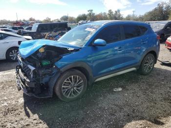  Salvage Hyundai TUCSON