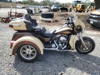  Salvage Harley-Davidson Fl