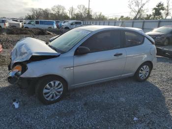  Salvage Hyundai ACCENT