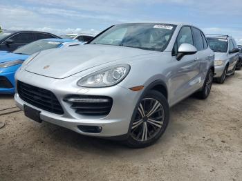  Salvage Porsche Cayenne