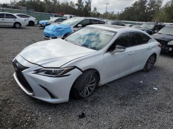  Salvage Lexus Es