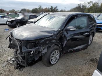  Salvage Kia Sorento