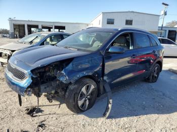  Salvage Kia Niro