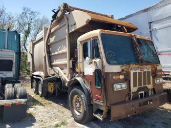  Salvage Peterbilt 320