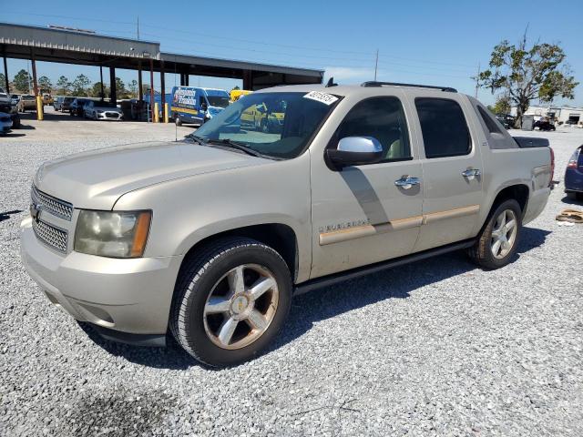  Salvage Chevrolet Avalanche