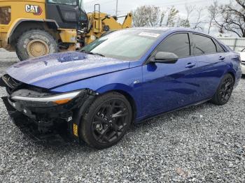  Salvage Hyundai ELANTRA