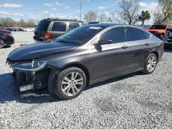  Salvage Chrysler 200