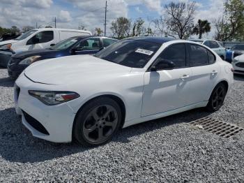  Salvage Alfa Romeo Giulia