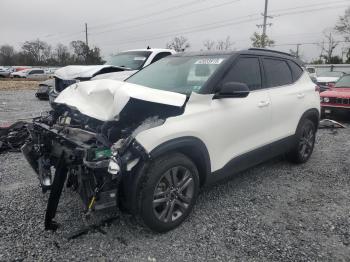  Salvage Kia Seltos