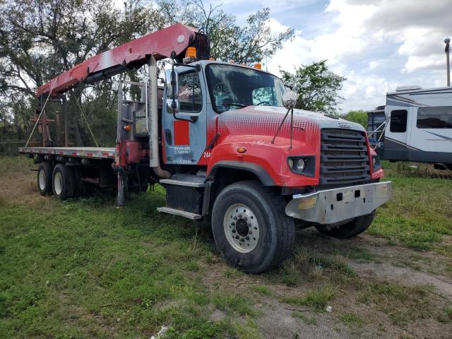  Salvage Freightliner 114sd