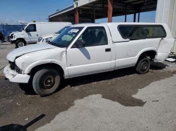  Salvage Chevrolet S-10