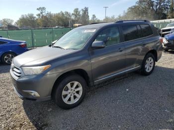  Salvage Toyota Highlander