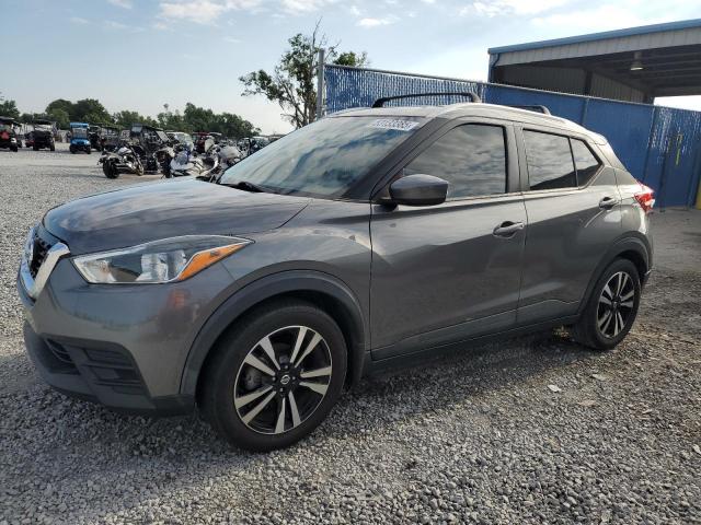  Salvage Nissan Kicks