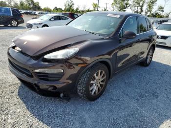  Salvage Porsche Cayenne