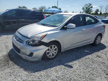  Salvage Hyundai ACCENT
