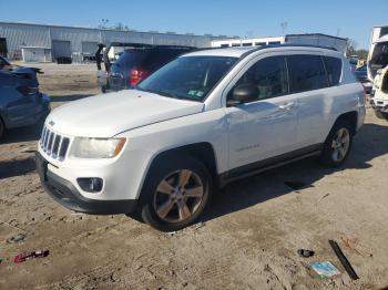  Salvage Jeep Compass