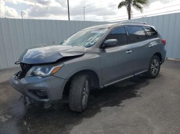  Salvage Nissan Pathfinder