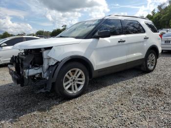  Salvage Ford Explorer