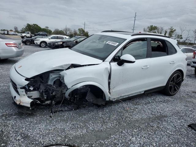  Salvage Porsche Cayenne