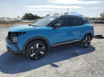  Salvage Nissan Kicks