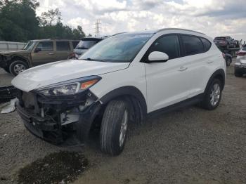  Salvage Hyundai TUCSON