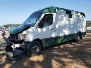  Salvage Mercedes-Benz Sprinter
