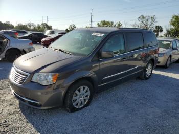  Salvage Chrysler Minivan