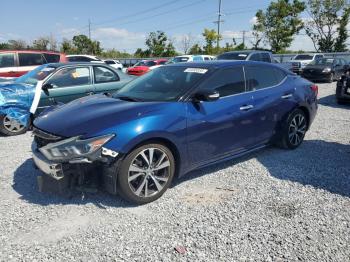  Salvage Nissan Maxima