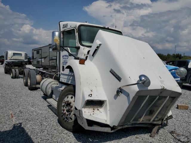  Salvage Kenworth Constructi