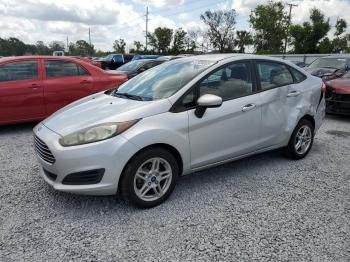  Salvage Ford Fiesta