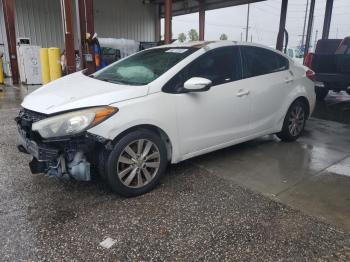  Salvage Kia Forte