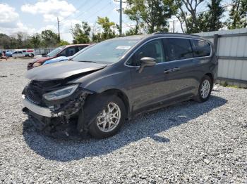  Salvage Chrysler Pacifica