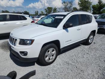  Salvage Jeep Compass