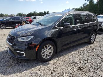  Salvage Chrysler Pacifica