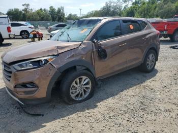  Salvage Hyundai TUCSON