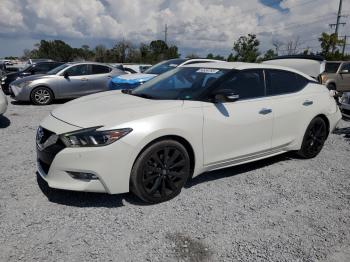  Salvage Nissan Maxima