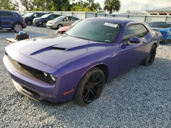  Salvage Dodge Challenger