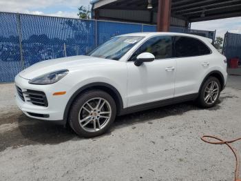  Salvage Porsche Cayenne