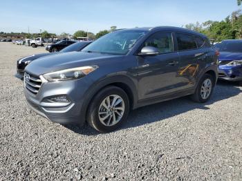  Salvage Hyundai TUCSON