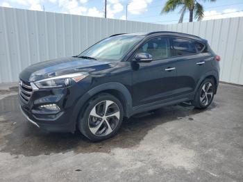  Salvage Hyundai TUCSON