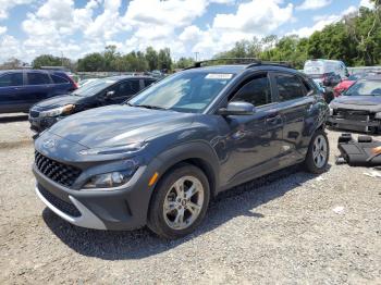  Salvage Hyundai KONA