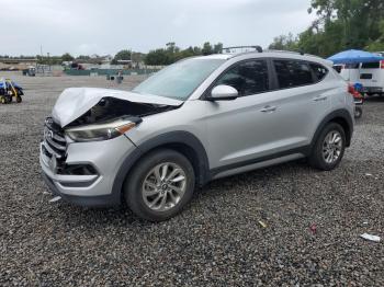  Salvage Hyundai TUCSON