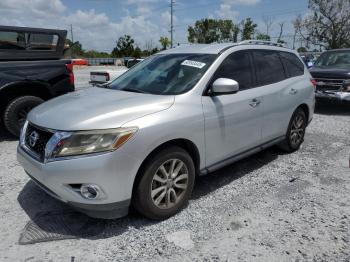  Salvage Nissan Pathfinder