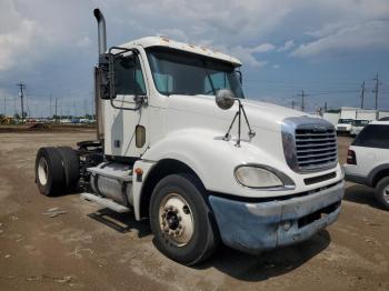  Salvage Freightliner Columbia