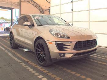  Salvage Porsche Macan