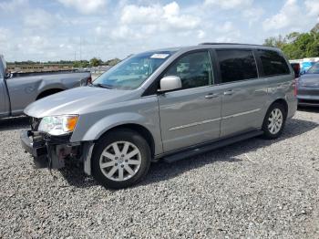  Salvage Chrysler Minivan